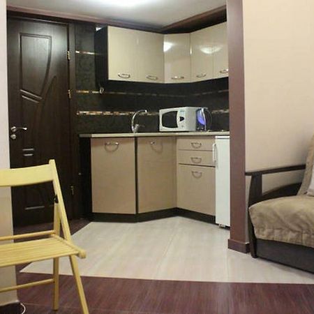 Ohiienka Apartment ลวีฟ ภายนอก รูปภาพ